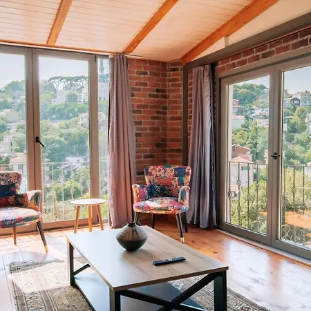 Stunning Sea View Loft 5 Min To Park In Kuzguncuk * Istanbul
