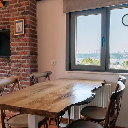 Stunning Sea View Loft 5 Min To Park In Kuzguncuk *